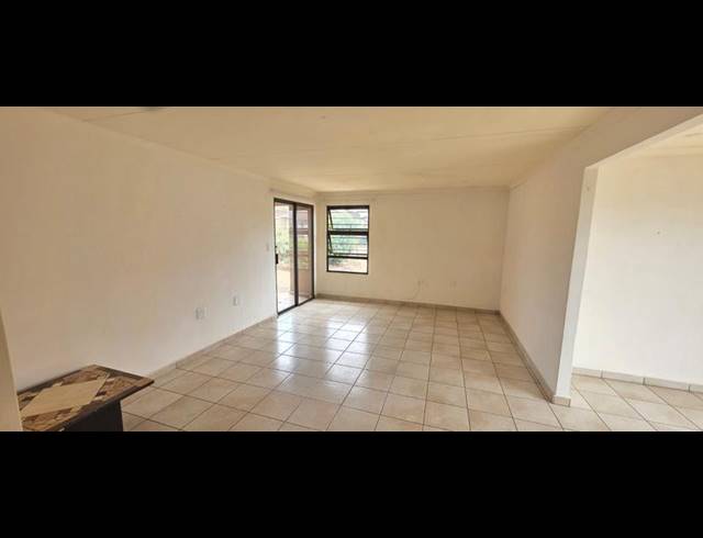 2 BEDROOM PROPERTY TO RENT IN HENLEY-ON-KLIP